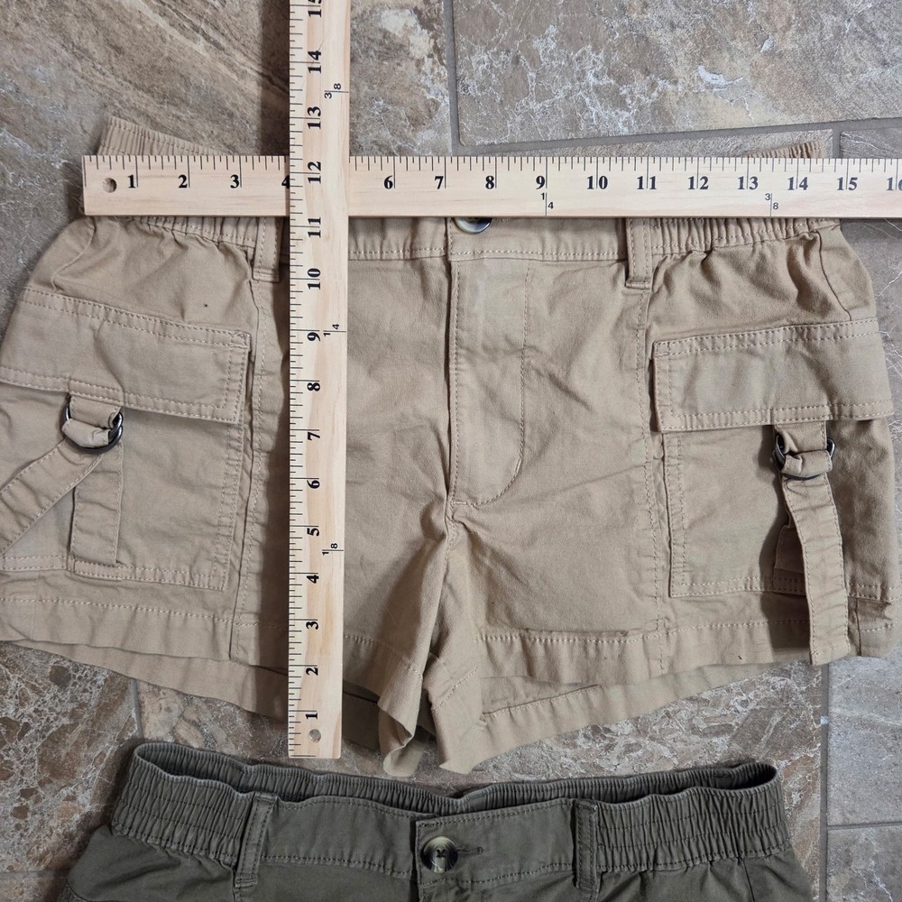 Women's So Cargo Shorts in Tan and Green - Picture 5 of 12